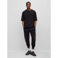 T-shirt Uni Logo Embossé Dleek Noir Homme - Hugo 8 T-shirt Uni Logo Embossé Dleek Noir Homme - Hugo -TEDDY Vetements Magasin t shirt uni logo embosse dleek noir homme hugo 2